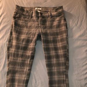 Mudd brand grey plaid pants.